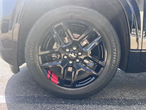 Used 2018 Chevrolet Traverse Premier w/ Redline Edition image 9