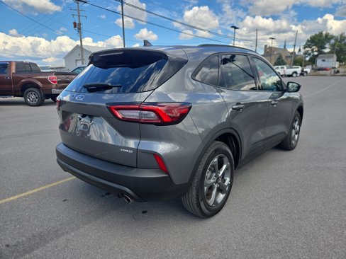 Used 2025 Ford Escape ST-Line Select image 3