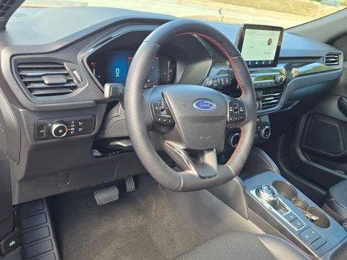 Used 2025 Ford Escape ST-Line Select image 22