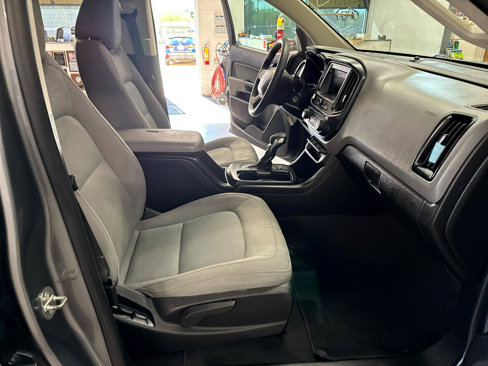 Used 2022 Chevrolet Colorado W/T w/ WT Convenience Package image 43