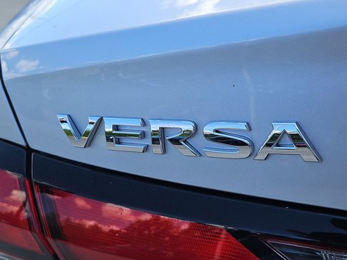 New 2025 Nissan Versa S image 6
