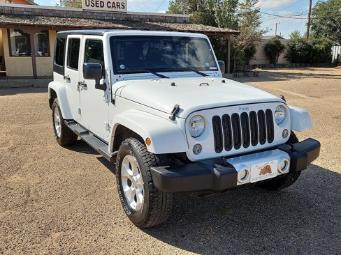 Used 2015 Jeep Wrangler Unlimited Sahara w/ Connectivity Group image 6