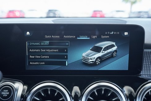 Used 2022 Mercedes-Benz GLB 250 4MATIC w/ Premium Package Lite image 53
