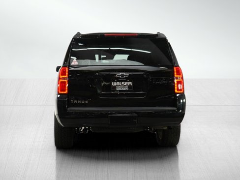 Used 2016 Chevrolet Tahoe LT w/ Luxury Package image 4