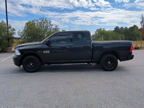Used 2018 RAM 1500 Tradesman image 2