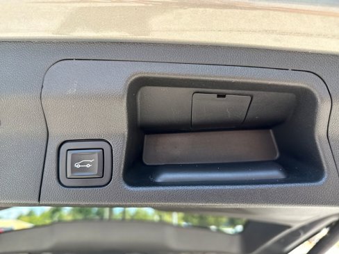 Used 2019 GMC Acadia Denali image 30