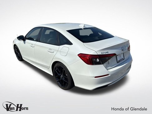 Used 2023 Honda Civic Sport image 3