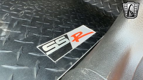 Used 2004 Chevrolet SSR w/ Preferred Equipment Group image 20
