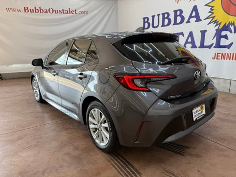 Used 2023 Toyota Corolla SE image 6