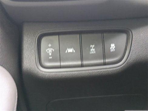 Used 2020 Hyundai Santa Fe SE image 26