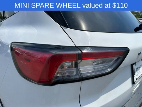Used 2022 Ford Escape SE w/ Cold Weather Package image 5