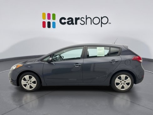 Used 2016 Kia Forte LX image 2