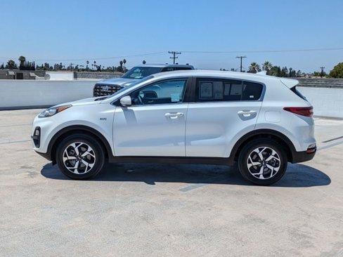 Used 2021 Kia Sportage LX image 12