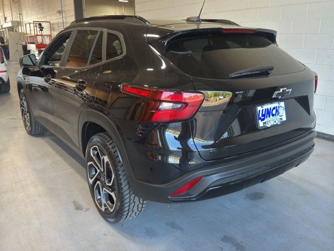 Used 2024 Chevrolet Trax RS image 44