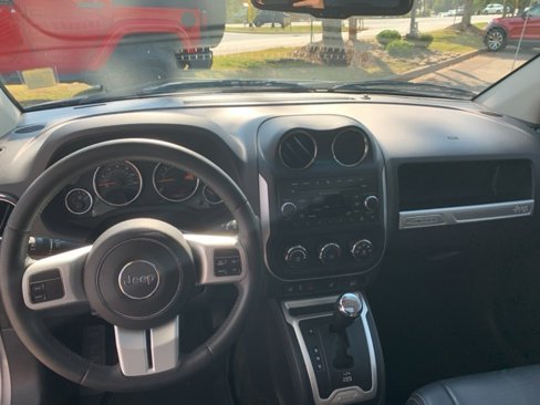 Used 2016 Jeep Compass High Altitude image 14