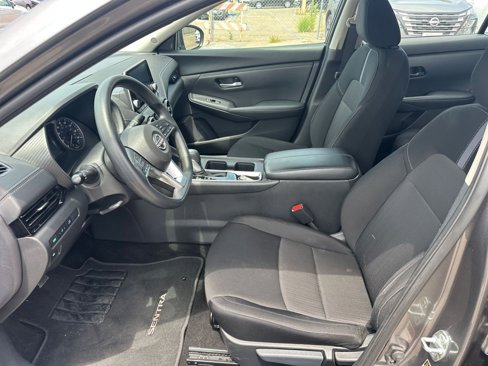 Used 2024 Nissan Sentra SV image 24
