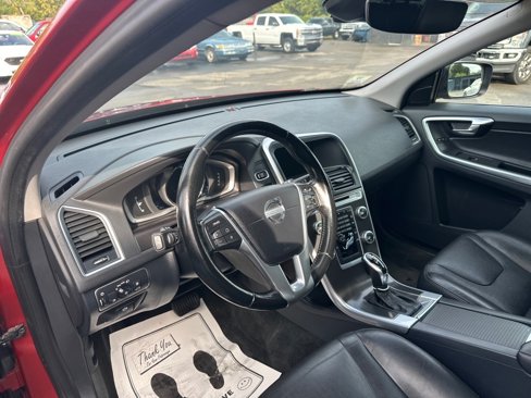 Used 2015 Volvo XC60 T5 image 10