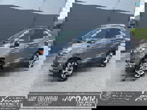 Certified 2022 Ford Edge Titanium image 5