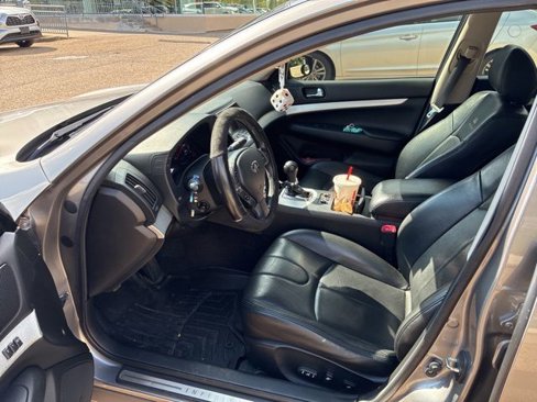 Used 2009 INFINITI G37 x w/ Premium Pkg image 5