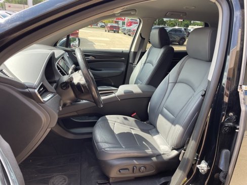 Used 2019 Buick Enclave Premium image 8