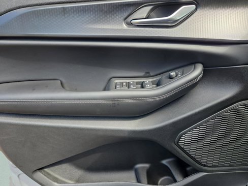 New 2025 Jeep Grand Cherokee L Laredo image 31