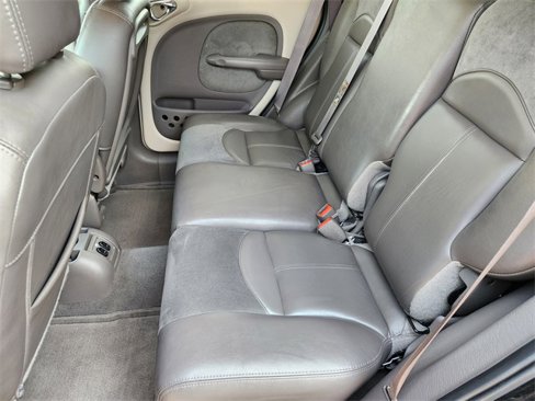 Used 2004 Chrysler PT Cruiser Limited w/ Chrome Accents Group image 13
