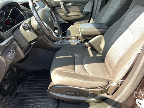 Certified 2015 Chevrolet Traverse LT w/ Style and Technology Package image 17