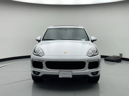Used 2015 Porsche Cayenne S image 6