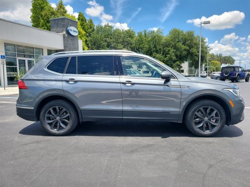 Used 2022 Volkswagen Tiguan SE image 5