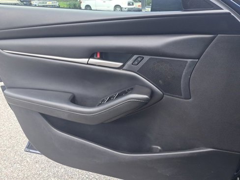 Used 2022 MAZDA MAZDA3 s image 29