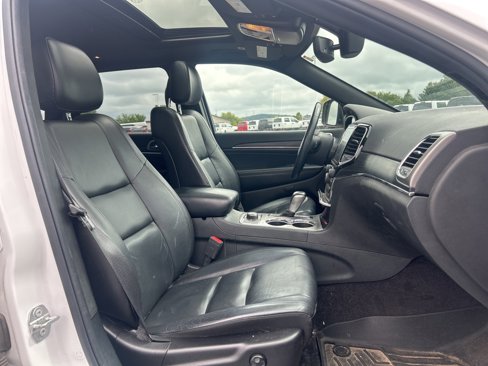 Used 2019 Jeep Grand Cherokee Limited w/ Trailer Tow Group IV image 10