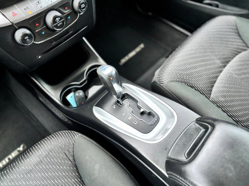 Used 2011 Dodge Journey Mainstreet w/ Sound Group image 16