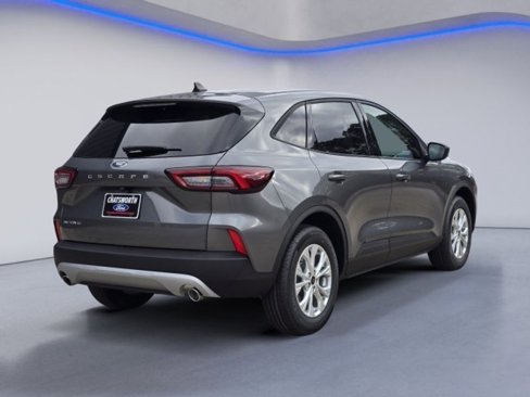 New 2025 Ford Escape Active w/ Cold Weather Package image 3