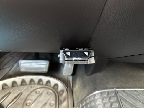 Used 2015 GMC Sierra 1500 SLE w/ SLE Value Package image 23
