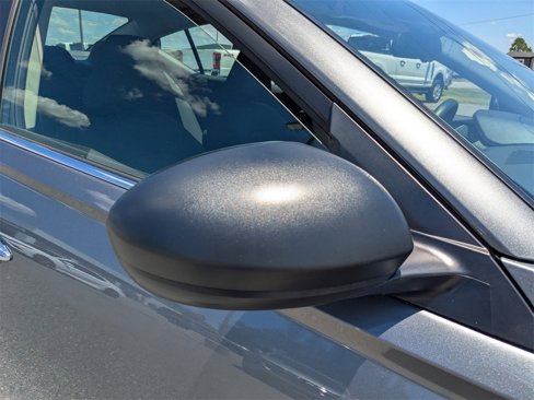 Used 2024 Nissan Altima 2.5 SV image 12
