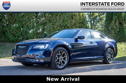 Used 2017 Chrysler 300 S image 1