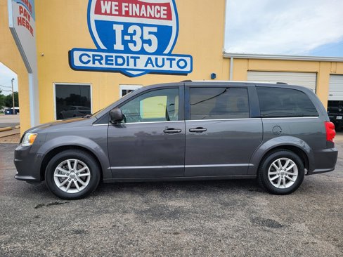 Used 2017 Dodge Grand Caravan SXT image 8