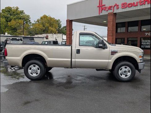 Used 2010 Ford F250 XLT image 4