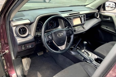 Used 2018 Toyota RAV4 XLE image 15