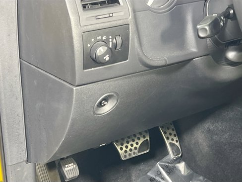 Used 2010 Dodge Challenger R/T image 10