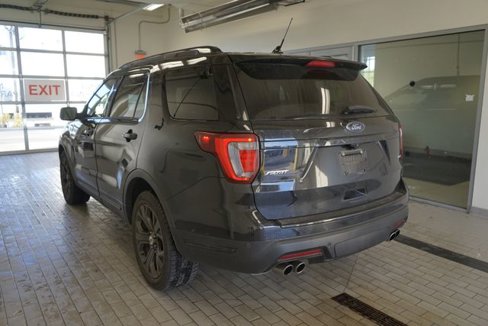 Certified 2018 Ford Explorer Sport image 11