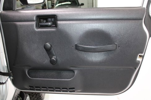 Used 2005 Jeep Wrangler Rubicon w/ Security Group image 49