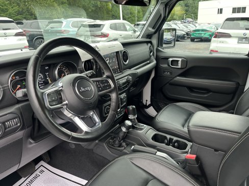 Used 2021 Jeep Wrangler Unlimited Sahara image 11