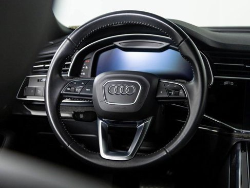 Used 2019 Audi Q8 Premium image 9