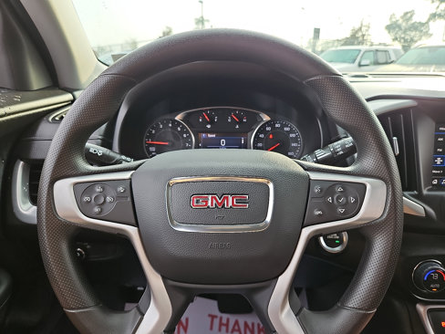 Certified 2022 GMC Terrain SLE w/ Driver Convenience Package image 18