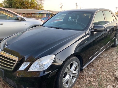 Used 2011 Mercedes-Benz E 350 4MATIC Sedan image 2