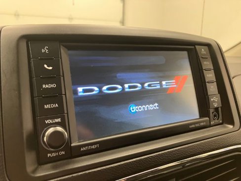 Used 2018 Dodge Grand Caravan SE image 28
