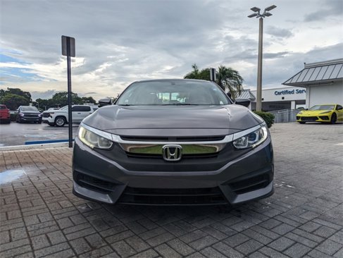 Used 2017 Honda Civic EX image 3