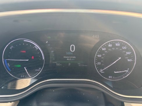 Used 2020 Toyota Avalon Limited image 15