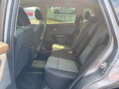 Used 2023 Nissan Rogue SV image 19